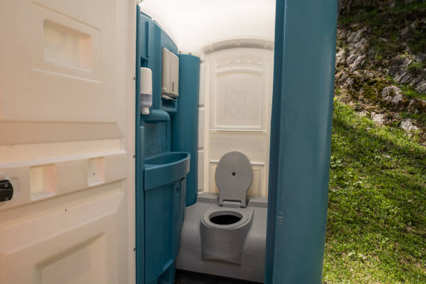 Best Portable Toilets with Baby Changing Stations in North Randall, OH